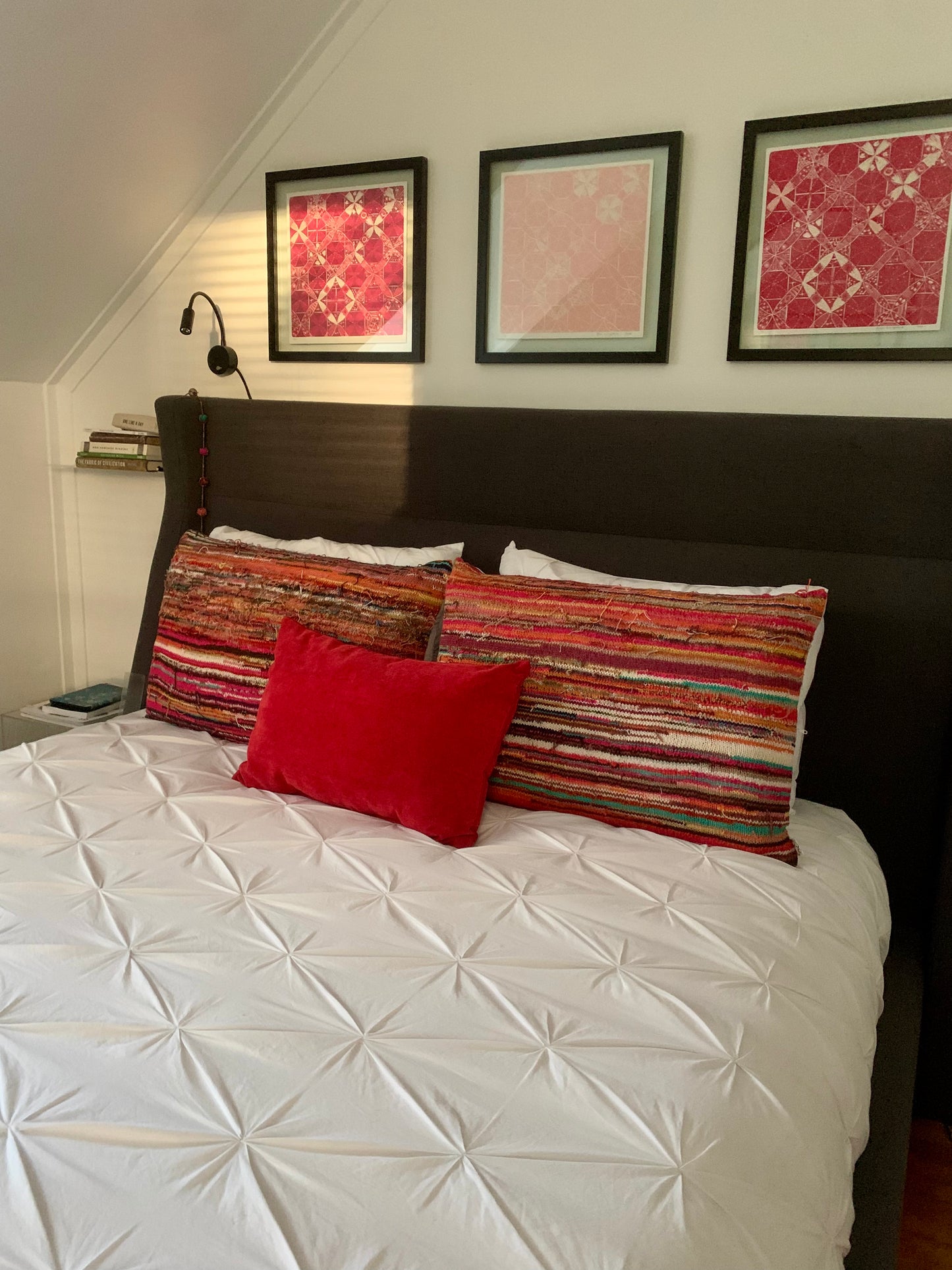 Recycled warp pillow: the golden hour