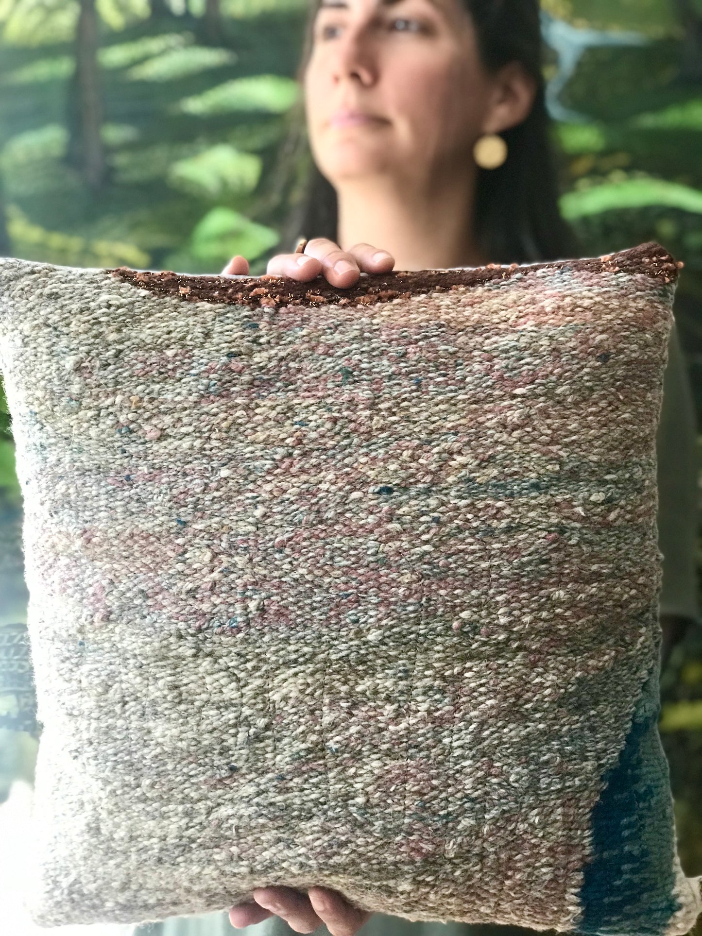 Over the Rainbow tapestry pillow: Spots 2
